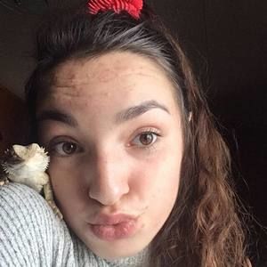 Meet your Posher, Janel